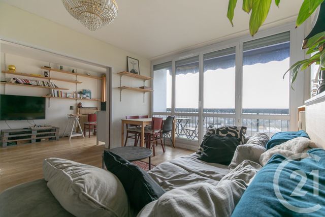 Appartement F4 à vendre - 4 pièces - 81.32 m2 - CHAMPIGNY SUR MARNE - 94 - ILE-DE-FRANCE - Century 21 Afc