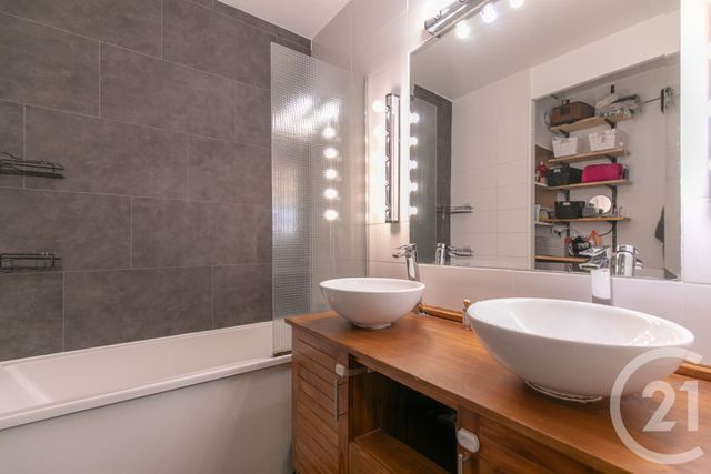 Appartement F4 à vendre - 4 pièces - 81.32 m2 - CHAMPIGNY SUR MARNE - 94 - ILE-DE-FRANCE - Century 21 Afc