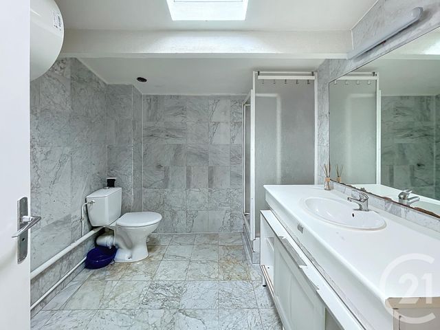 Afficher la photo en grand Appartement F2 à vendre - 2 pièces - 64.69 m2 - NOGENT SUR MARNE - 94 - ILE-DE-FRANCE - Century 21 Afc