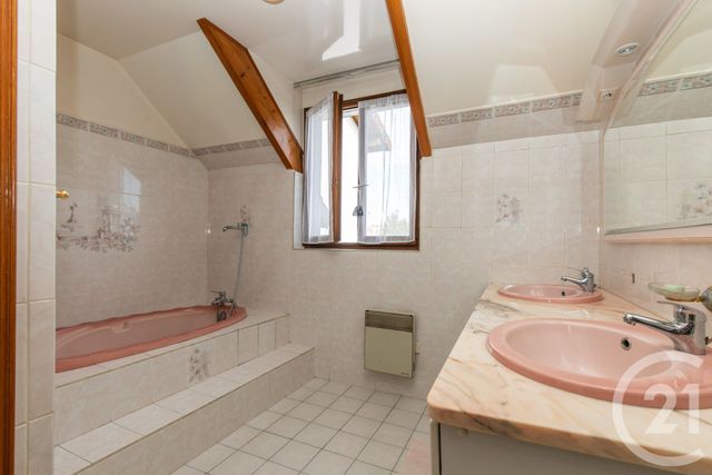 maison à vendre - 4 pièces - 115.88 m2 - CHAMPIGNY SUR MARNE - 94 - ILE-DE-FRANCE - Century 21 Afc