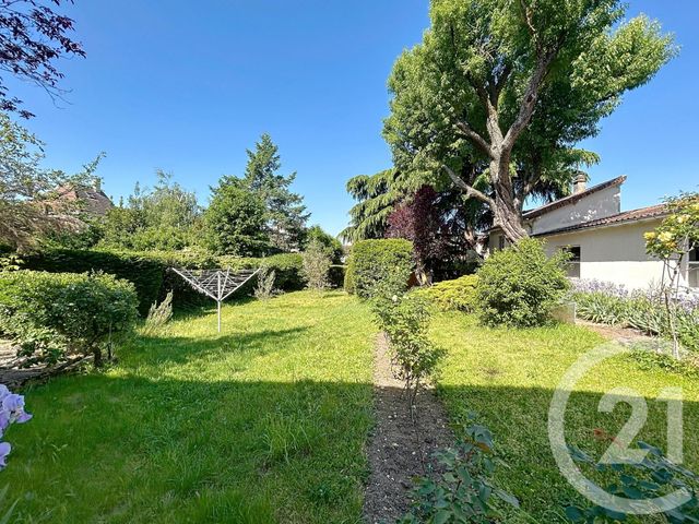 maison à vendre - 6 pièces - 118.77 m2 - CHAMPIGNY SUR MARNE - 94 - ILE-DE-FRANCE - Century 21 Afc