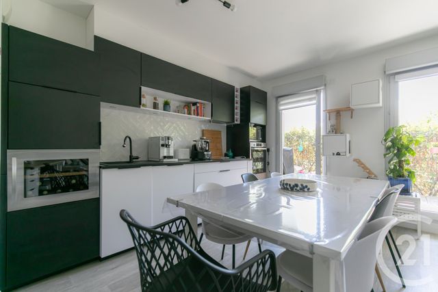 Afficher la photo en grand Appartement F3 à vendre - 3 pièces - 63.04 m2 - CHAMPIGNY SUR MARNE - 94 - ILE-DE-FRANCE - Century 21 Afc
