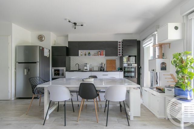 Afficher la photo en grand Appartement F3 à vendre - 3 pièces - 63.04 m2 - CHAMPIGNY SUR MARNE - 94 - ILE-DE-FRANCE - Century 21 Afc