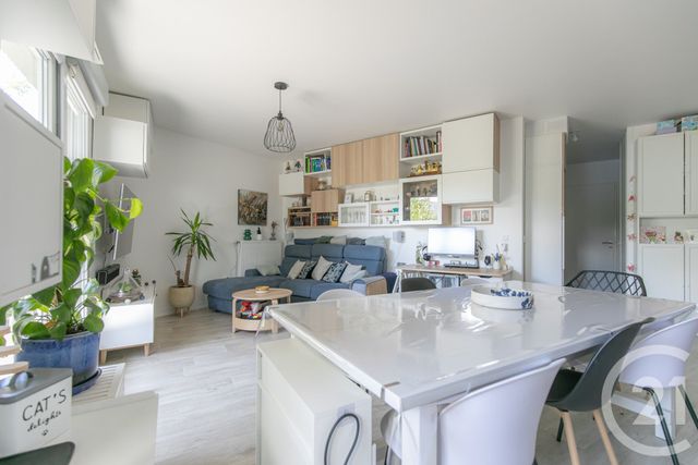 Afficher la photo en grand Appartement F3 à vendre - 3 pièces - 63.04 m2 - CHAMPIGNY SUR MARNE - 94 - ILE-DE-FRANCE - Century 21 Afc