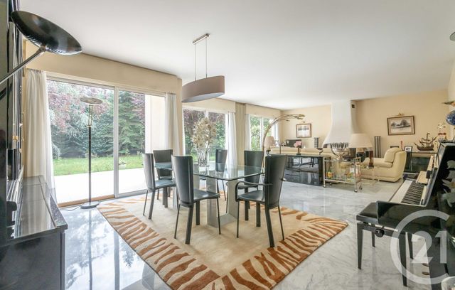 Afficher la photo en grand maison à vendre - 9 pièces - 252.0 m2 - CHAMPIGNY SUR MARNE - 94 - ILE-DE-FRANCE - Century 21 Afc