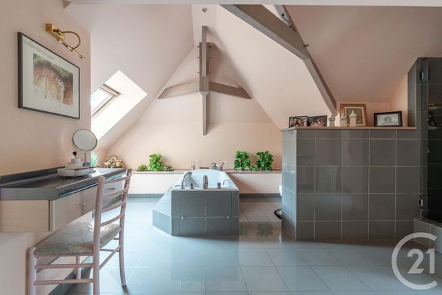 Afficher la photo en grand maison à vendre - 9 pièces - 252.0 m2 - CHAMPIGNY SUR MARNE - 94 - ILE-DE-FRANCE - Century 21 Afc