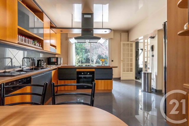 Afficher la photo en grand maison à vendre - 9 pièces - 252.0 m2 - CHAMPIGNY SUR MARNE - 94 - ILE-DE-FRANCE - Century 21 Afc