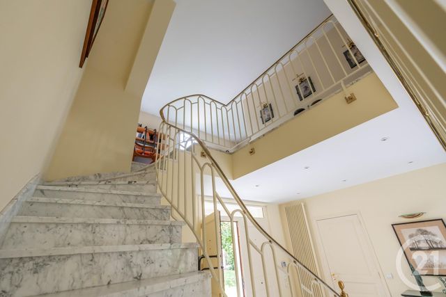 Afficher la photo en grand maison à vendre - 9 pièces - 252.0 m2 - CHAMPIGNY SUR MARNE - 94 - ILE-DE-FRANCE - Century 21 Afc