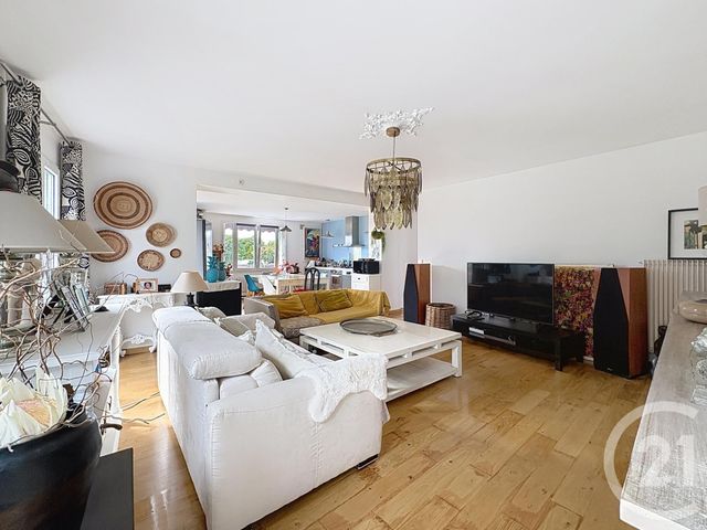 Afficher la photo en grand Appartement F3 à vendre - 3 pièces - 90.77 m2 - CHAMPIGNY SUR MARNE - 94 - ILE-DE-FRANCE - Century 21 Afc