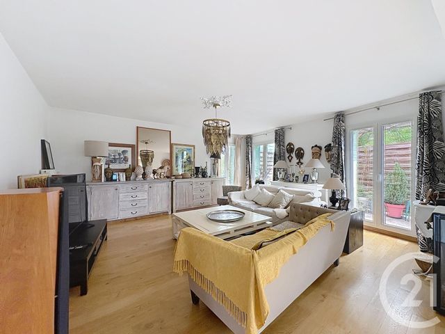 Afficher la photo en grand Appartement F3 à vendre - 3 pièces - 90.77 m2 - CHAMPIGNY SUR MARNE - 94 - ILE-DE-FRANCE - Century 21 Afc
