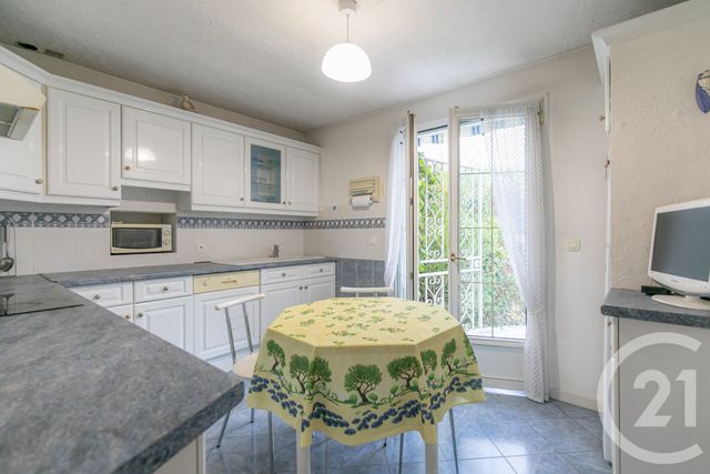 maison à vendre - 5 pièces - 125.0 m2 - CHAMPIGNY SUR MARNE - 94 - ILE-DE-FRANCE - Century 21 Afc