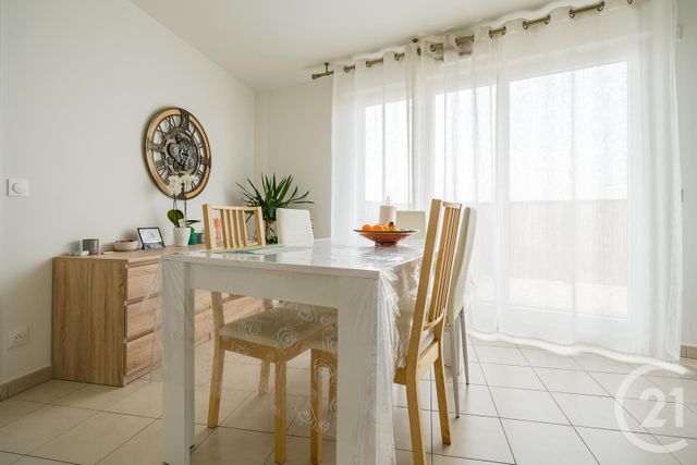 Appartement F3 à vendre - 3 pièces - 65.28 m2 - CHAMPIGNY SUR MARNE - 94 - ILE-DE-FRANCE - Century 21 Afc