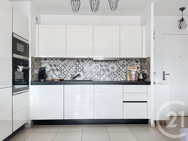 Appartement F2 à louer - 2 pièces - 40.01 m2 - CHAMPIGNY SUR MARNE - 94 - ILE-DE-FRANCE - Century 21 Afc