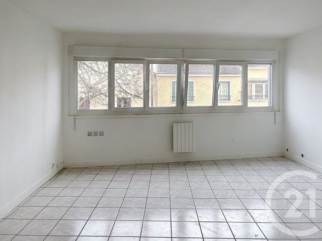 Appartement F1 à louer - 1 pièce - 37.5 m2 - CHAMPIGNY SUR MARNE - 94 - ILE-DE-FRANCE - Century 21 Afc