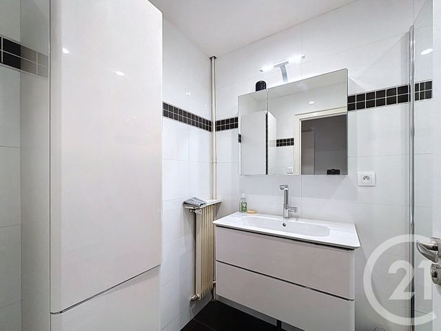 Appartement F3 à louer - 3 pièces - 59.93 m2 - CHAMPIGNY SUR MARNE - 94 - ILE-DE-FRANCE - Century 21 Afc