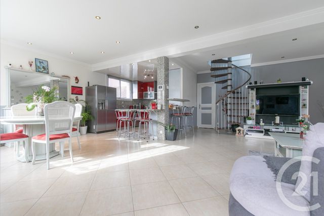 maison à vendre - 4 pièces - 98.0 m2 - CHAMPIGNY SUR MARNE - 94 - ILE-DE-FRANCE - Century 21 Afc