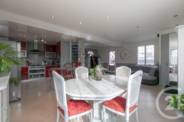 maison à vendre - 4 pièces - 98.0 m2 - CHAMPIGNY SUR MARNE - 94 - ILE-DE-FRANCE - Century 21 Afc
