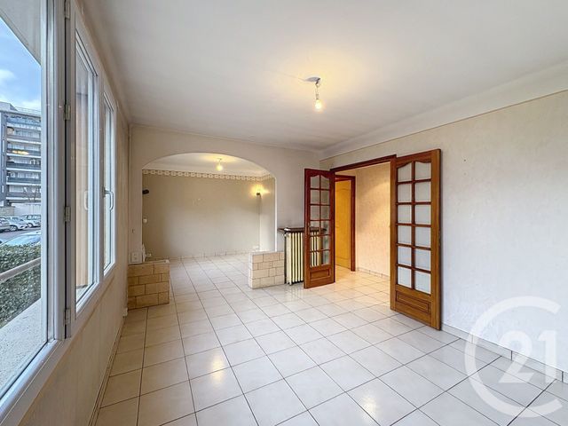 Appartement F4 à vendre - 4 pièces - 68.69 m2 - CHAMPIGNY SUR MARNE - 94 - ILE-DE-FRANCE - Century 21 Afc