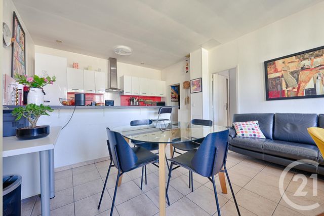 Appartement F2 à vendre - 2 pièces - 50.29 m2 - CHAMPIGNY SUR MARNE - 94 - ILE-DE-FRANCE - Century 21 Afc