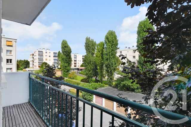 Appartement F4 à louer - 4 pièces - 63.68 m2 - CHAMPIGNY SUR MARNE - 94 - ILE-DE-FRANCE - Century 21 Afc