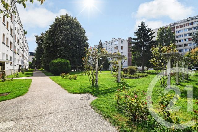 Appartement F4 à louer - 4 pièces - 63.68 m2 - CHAMPIGNY SUR MARNE - 94 - ILE-DE-FRANCE - Century 21 Afc