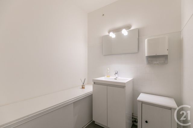 Appartement F3 à vendre - 3 pièces - 55.0 m2 - ST MAUR DES FOSSES - 94 - ILE-DE-FRANCE - Century 21 Afc