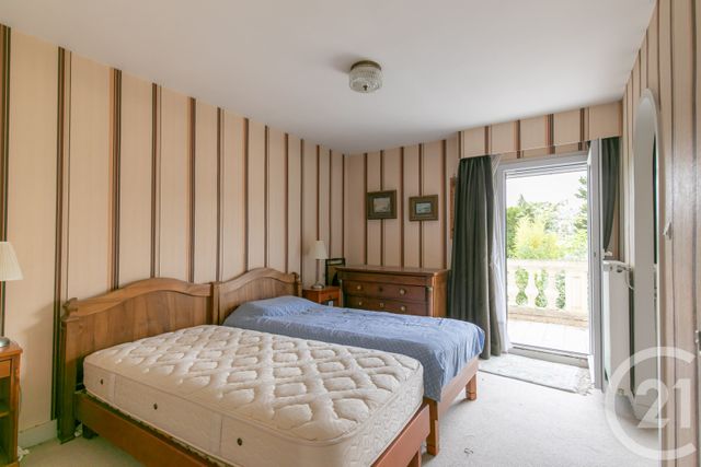 maison à vendre - 8 pièces - 134.72 m2 - CHAMPIGNY SUR MARNE - 94 - ILE-DE-FRANCE - Century 21 Afc
