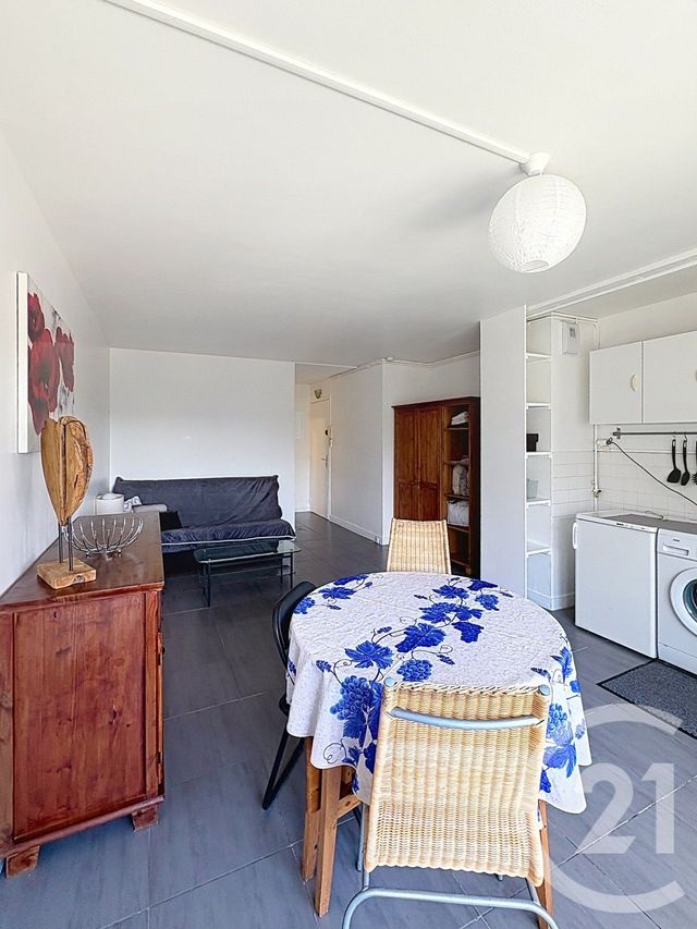 Appartement Studio à louer - 1 pièce - 28.58 m2 - CHAMPIGNY SUR MARNE - 94 - ILE-DE-FRANCE - Century 21 Afc