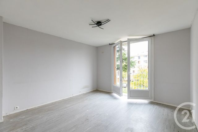 Appartement F3 à vendre - 3 pièces - 54.02 m2 - CHAMPIGNY SUR MARNE - 94 - ILE-DE-FRANCE - Century 21 Afc